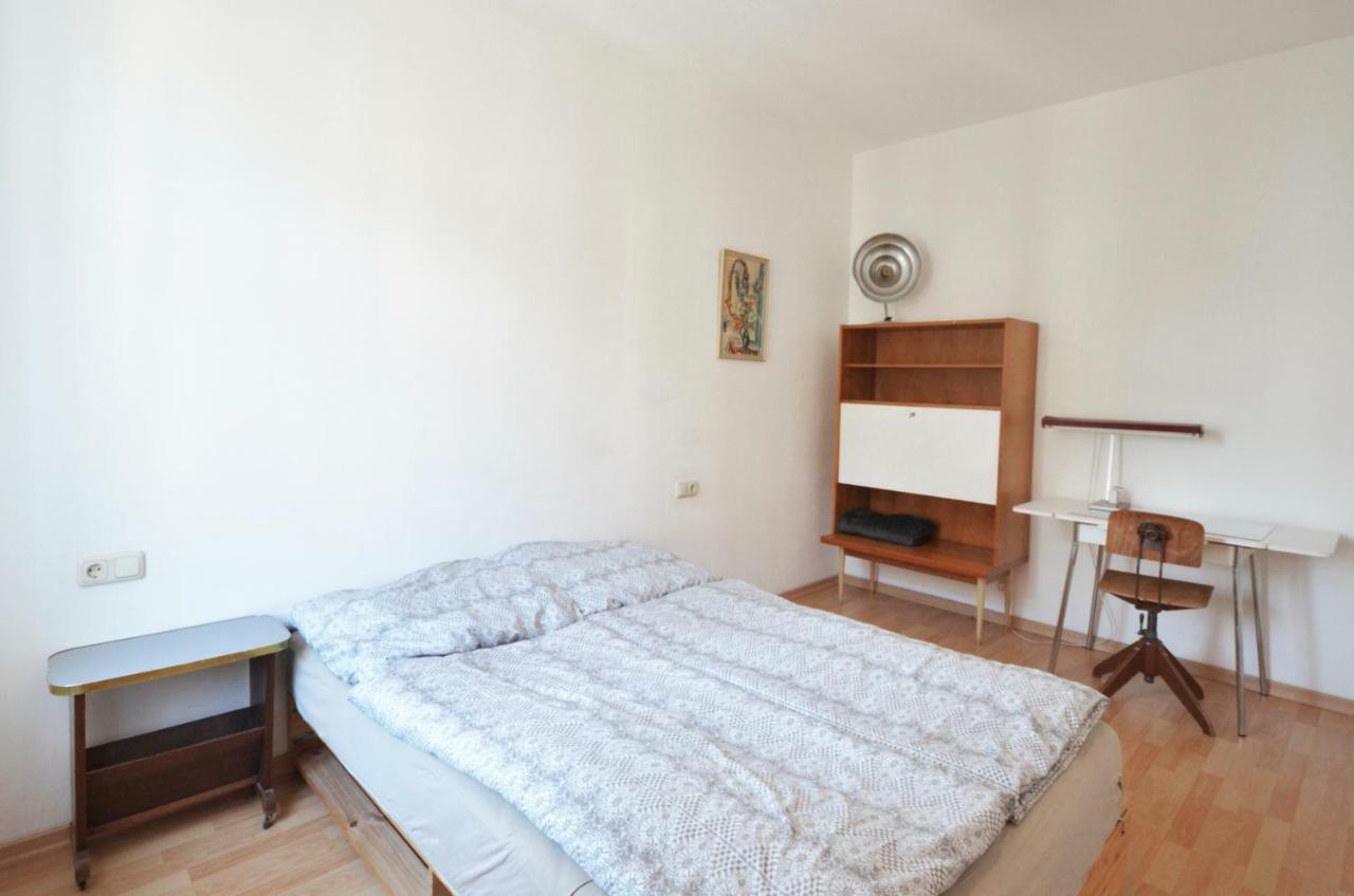 Apartment Vintage Clara- Zetkin- Park