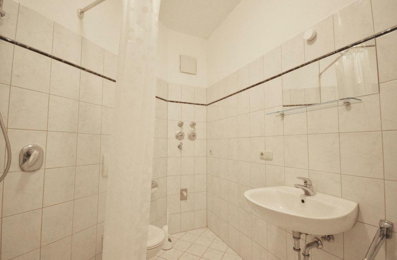 Apartment Vintage Clara- Zetkin- Park *